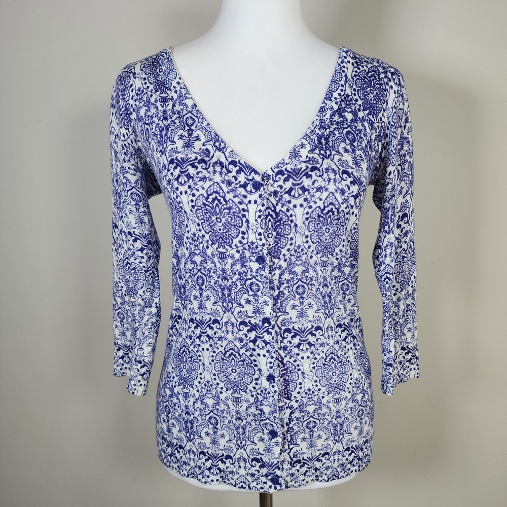 TWIK Simons Top Womens Small Purple White Button Up Knit Floral Paisley Dainty